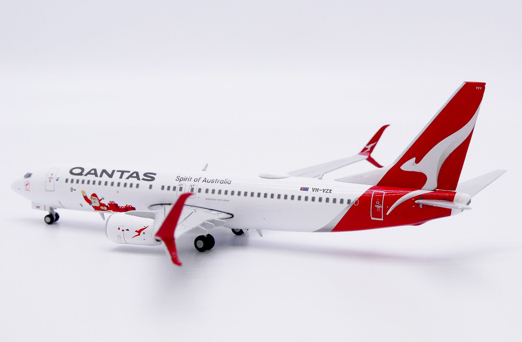 QANTAS Airways Boeing 737-800 VH-VZX 'Santa' (XX40614)