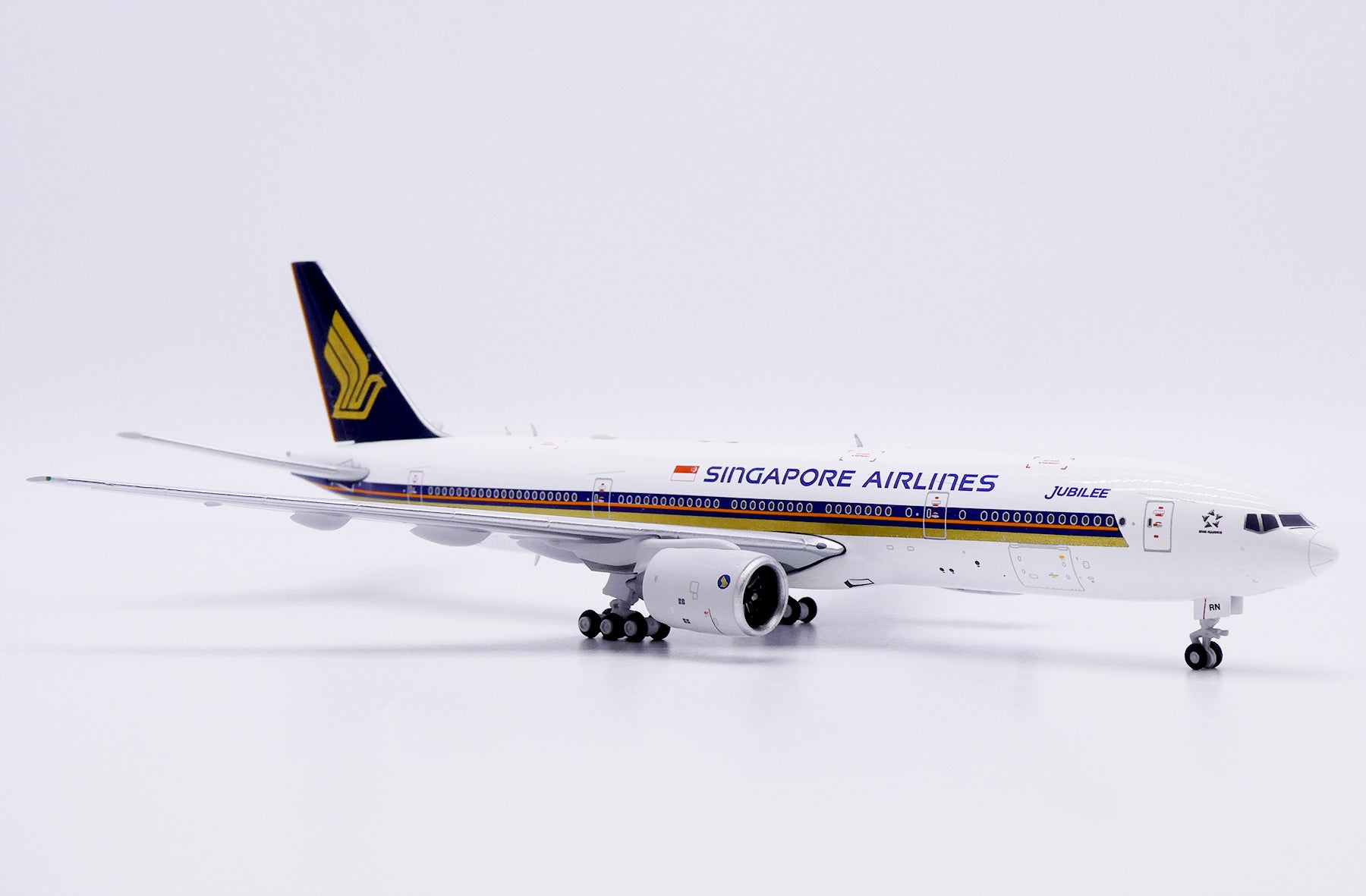Singapore Airlines Boeing 777-200ER 9V-SRN (XX40617)