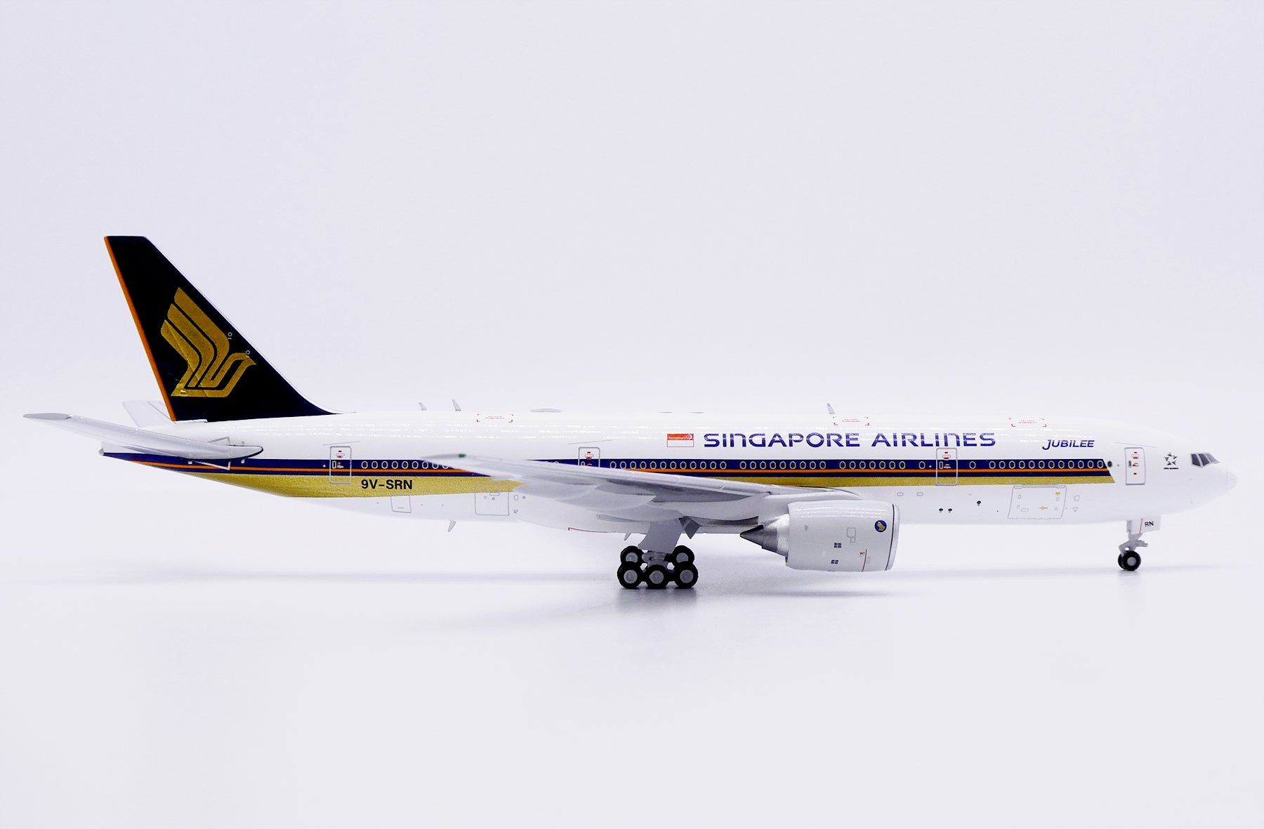 Singapore Airlines Boeing 777-200ER 9V-SRN (XX40617)