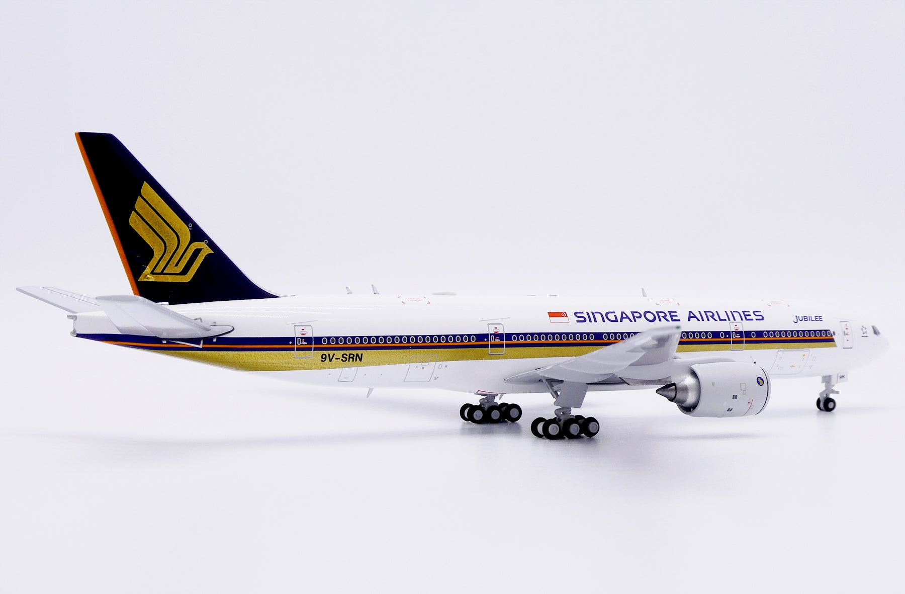 Singapore Airlines Boeing 777-200ER 9V-SRN (XX40617)