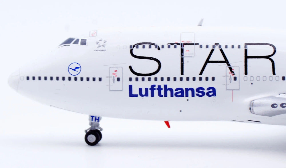 Lufthansa Boeing 747-400 D-ABTH 'Star Alliance' (XX40670)