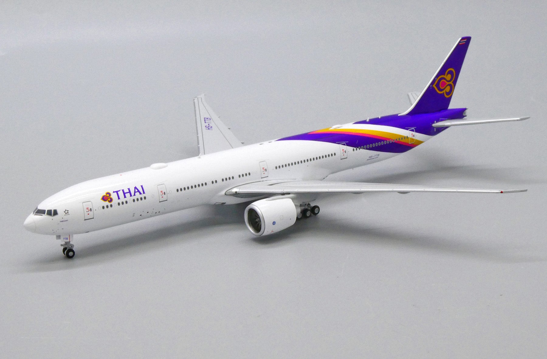 Thai Airways International Boeing 777-300ER HS-TTB (XX4900)