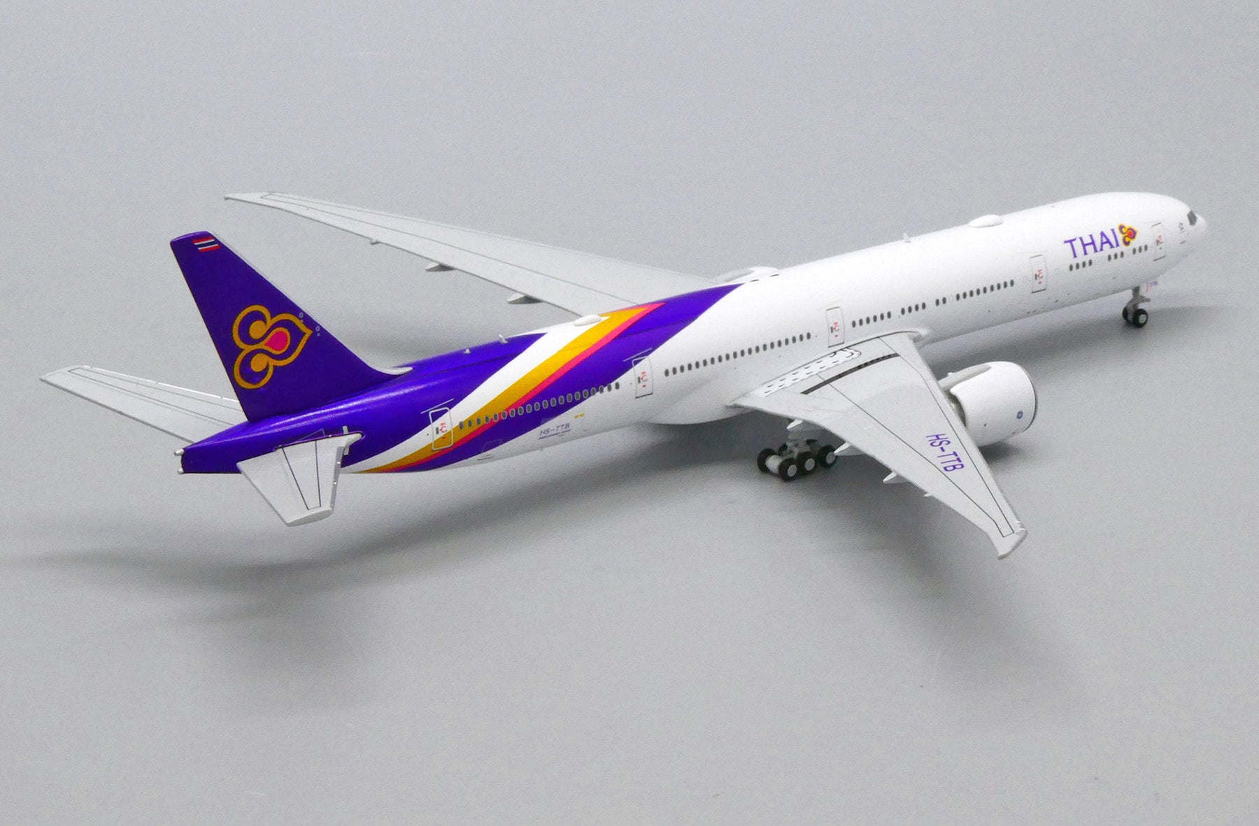 Thai Airways International Boeing 777-300ER HS-TTB (XX4900)